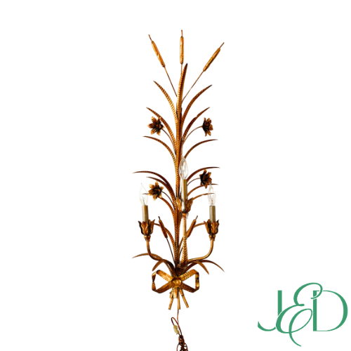 204 1940s Italian Gilt Metal Foliage Design Wall Sconce