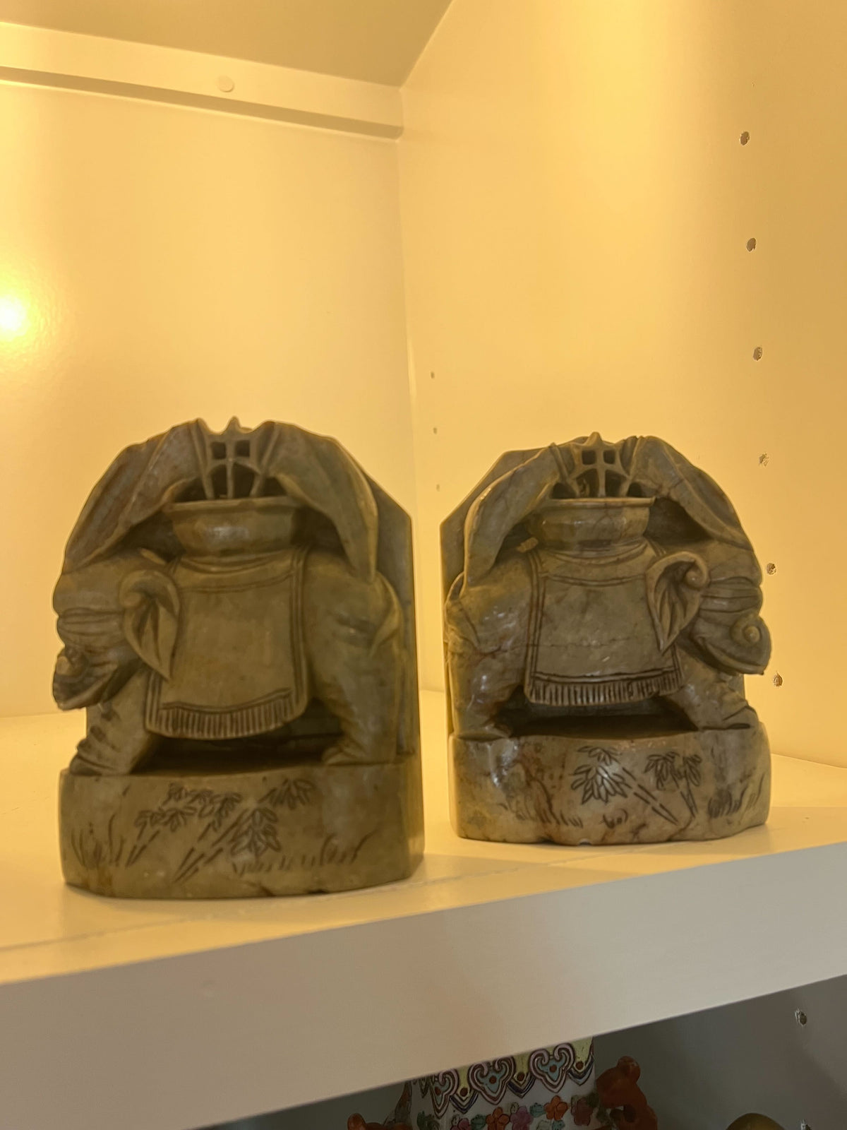 694 Stone Elephant Book Ends – Pair