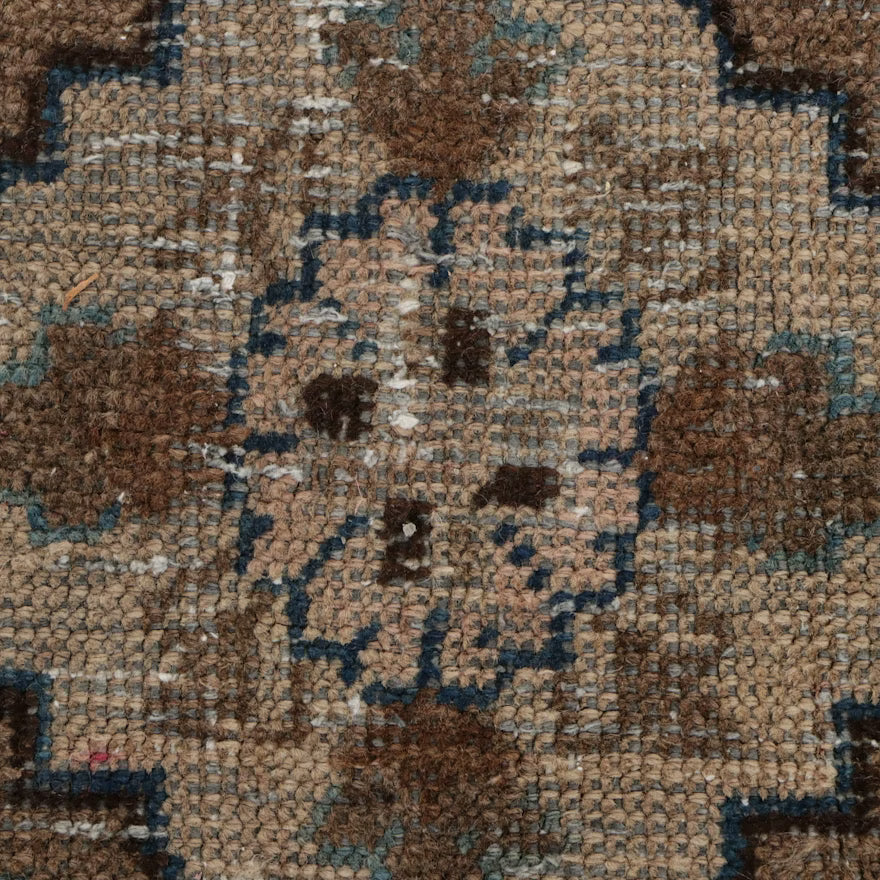 Item #766 9'3 x 11'7 Hand-Knotted Persain Tabriz Area Rug