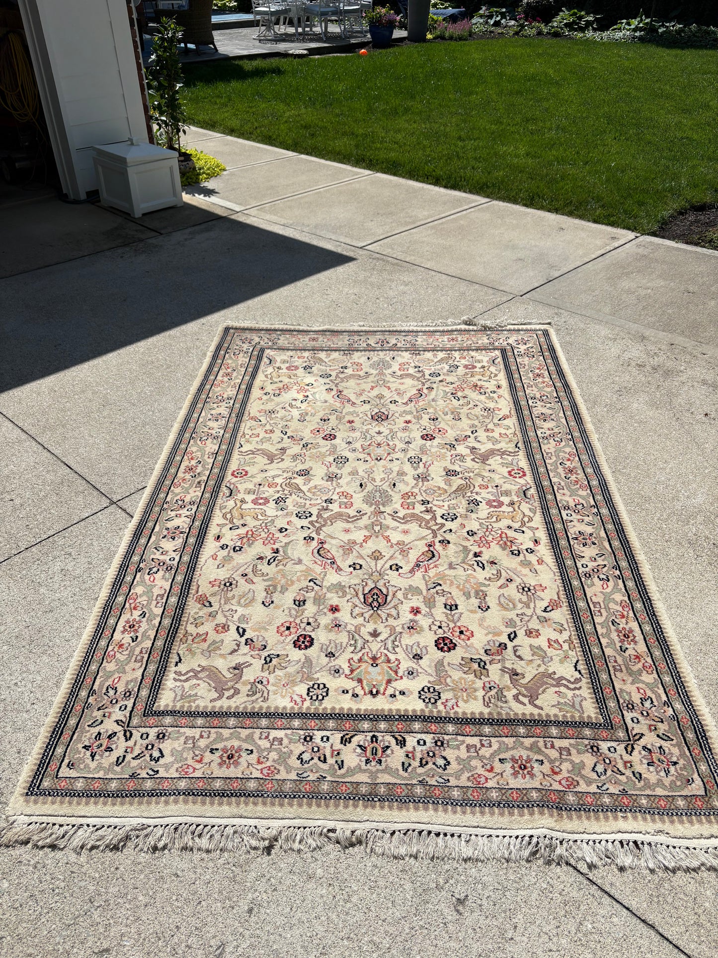 Item #911 Persian Rug 5'x8'5"