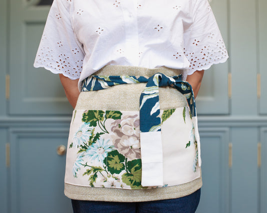 Item #929 | JED Atelier Apron | Pretty Peacock